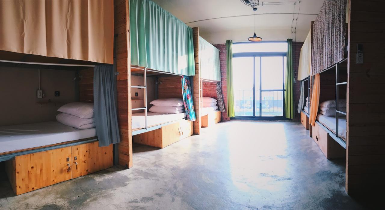 62巷背包客棧 Lane62 Hostel Longjing Ngoại thất bức ảnh